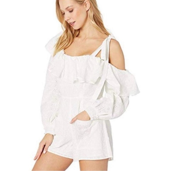 FOR LOVE & LEMONS Bora Bora Eyelet Romper in White Size XS - Picture 3 of 12